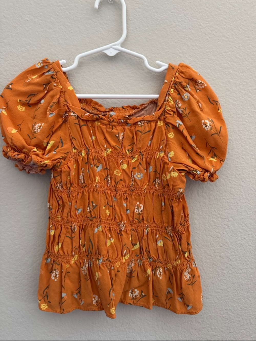 art class Orange Floral Smocked Puff-Sleeve Top